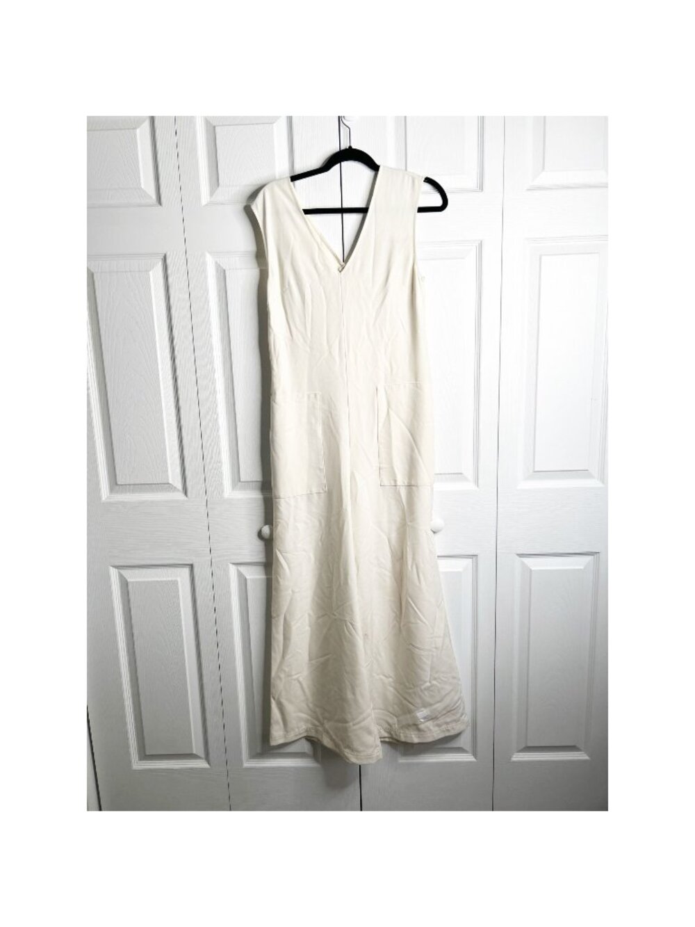 Marina Moscone Collective Off-White V-Neck Sleeveless Jumpsuit Women's Size 4